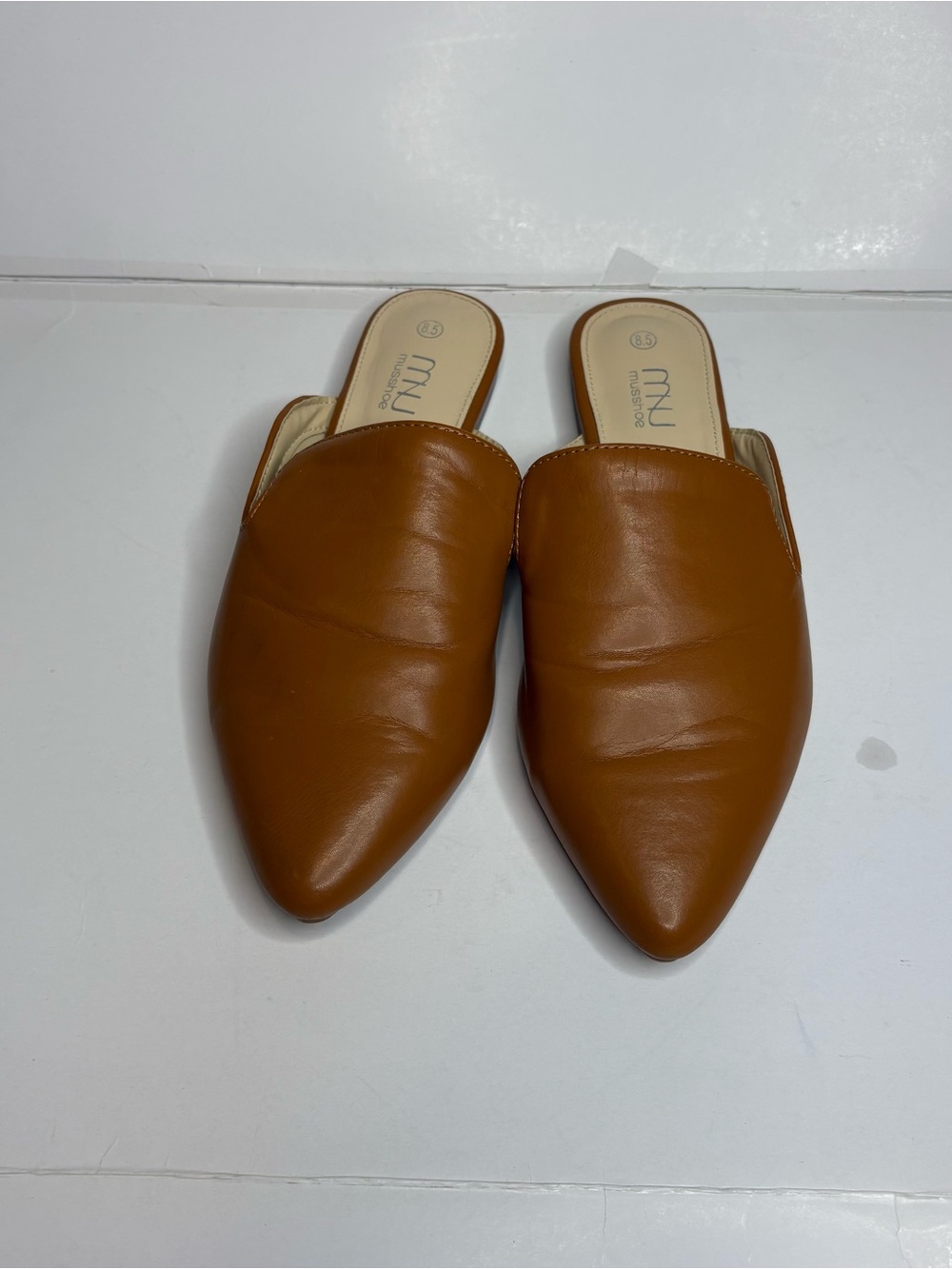 Mi Cognac Leather Pointed-Toe Slip-On Mules